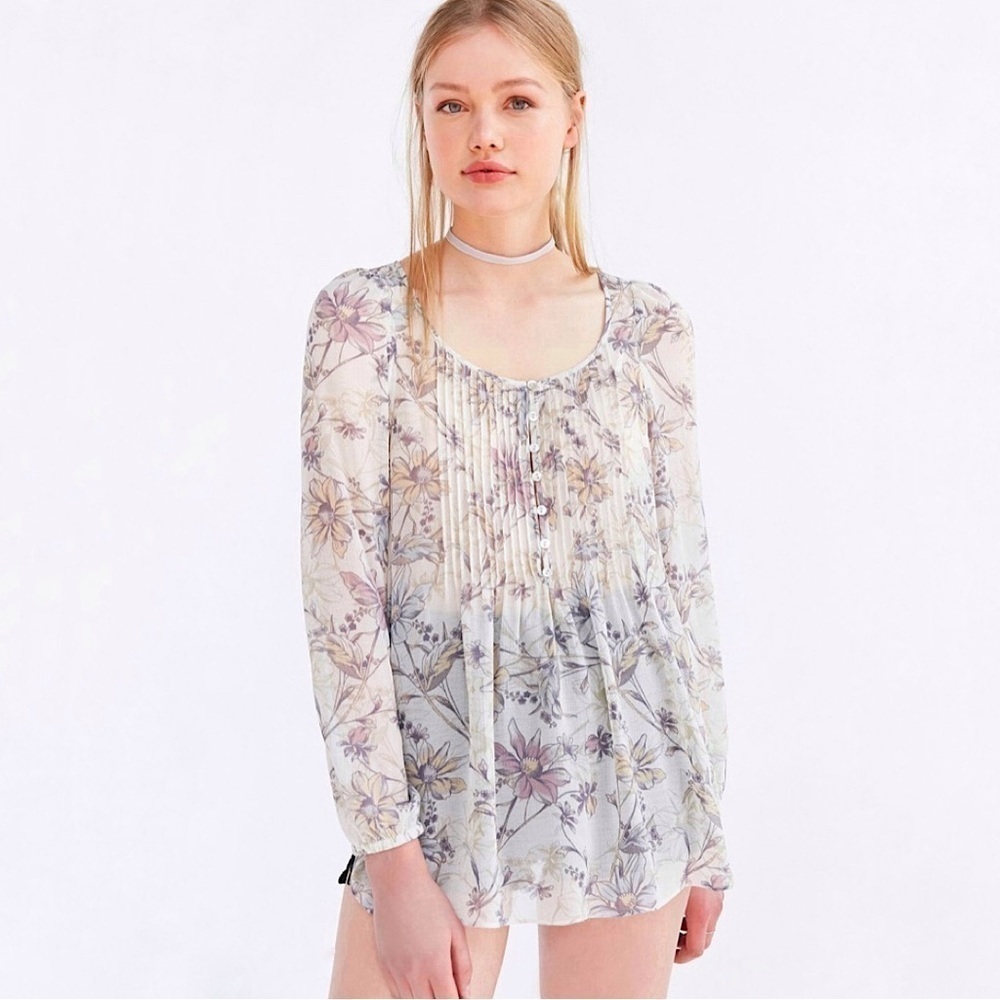 Urban Outfitters Kimchi Blue Pintuck Pleat Bib Floral Chiffon Blouse Ivory XS